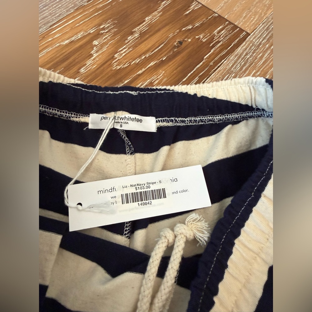 Perfectwhitetee Liz Tennessee Short in Natural & Navy Stripe NWT - Picture 8 of 12